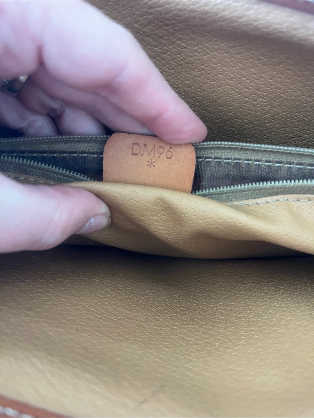 EUC Celine Macadam tote bag - Picture 4 of 12